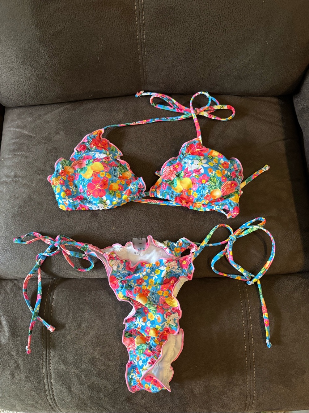 Tropical bikini